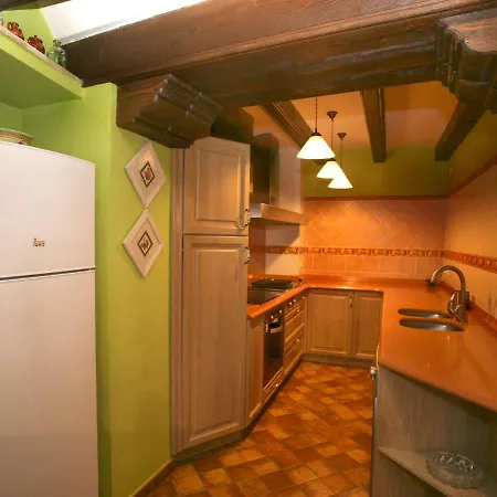 Casa Avellanas Nyaraló Alquézar