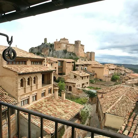Casa Avellanas Holiday home Alquezar